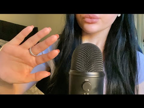 ASMR| WHISPER RAMBLE WITH HAND MOVEMENTS