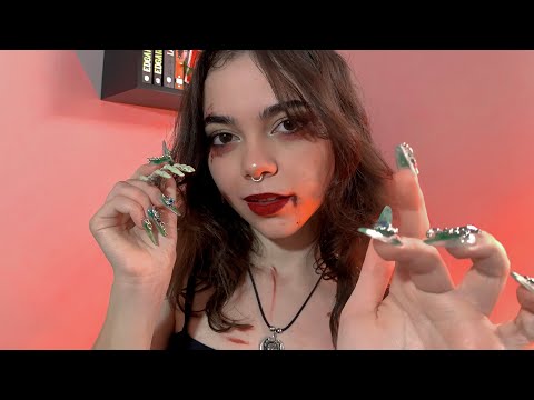 ✨ASMR | Vampira te fazendo dormir com bastante atenção pessoal✨