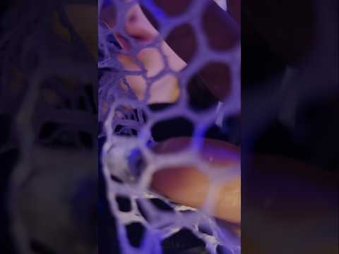 ASMR- Spiderweb🕸 😴 helping you to sleep💆🏻‍♀️ #asmr #relax #mouthwhisper #asmrtriggers #visualtingle