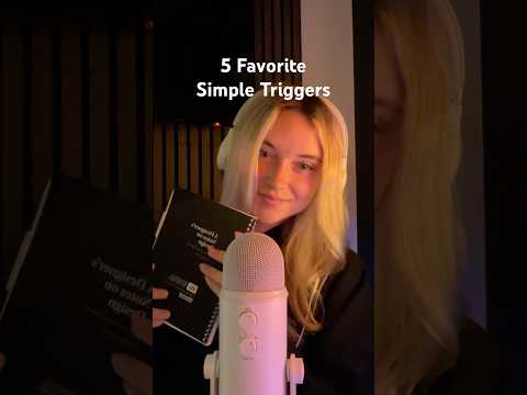 So simple yet soooo tingly😋 what’s your favorite simple trigger?? #asmr #tiktokasmr
