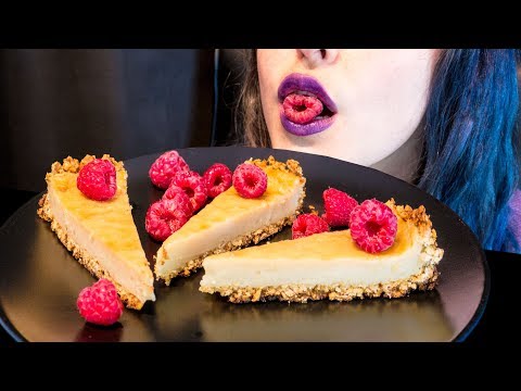 ASMR: Creamy Homemade Cheesecake w/ Crispy Crust 🍰 ~ Relaxing Eating [No Talking|V] 😻