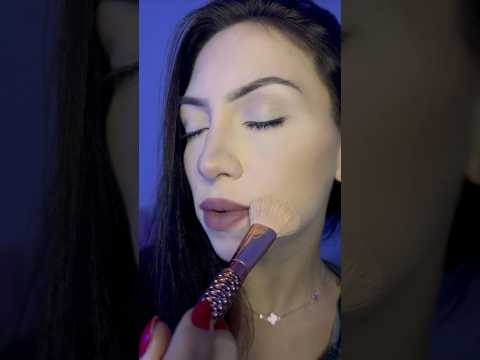 Em poucos segundos esse vídeo vai te relaxar. #asmr #tingles #asmrdormir #camerabrushing