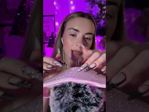 ASMR this or that ⭐️🎀 #asmrtapping #asmrtingly
