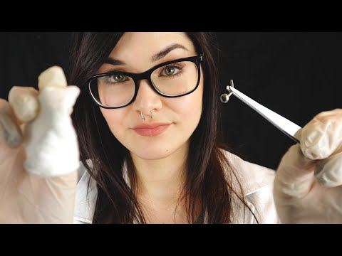 ASMR Curando Tu Piercing Infectado | ASMR daydream