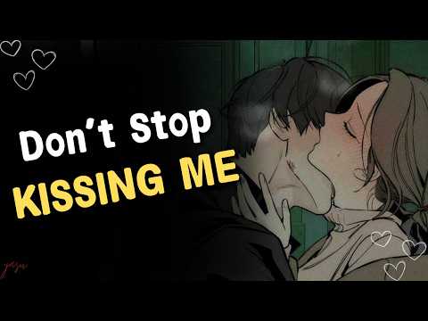 Kissing Your Friends Older Brother [M4F] [Flirty] [Kisses] [Boyfriend Roleplay] [ASMR]