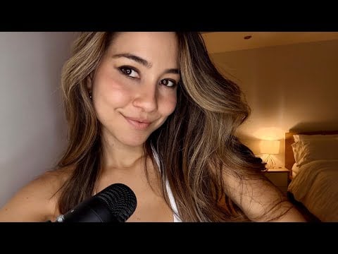 ASMR | EN ESPAÑOL ♥️ Rambling away in Spanish, Mouth sounds, tingly words in Spanish & whispers.