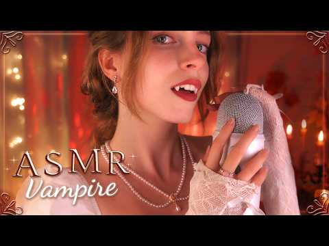 ⁠ASMR princesa VAMPIRA está Obsesionada Contigo 💋 Besitos, Mouth Sounds y Susurros muy cerca  🖤