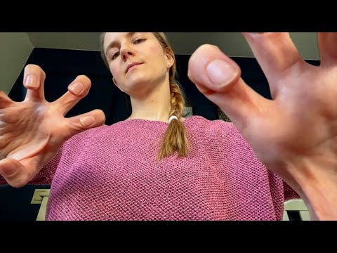 AGGRESSIVELY scratching your itch til it's gone! 😮‍💨