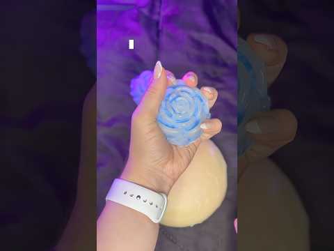 ASMR squishy toy coberto com vela #asmrsquishy #waxcracking #jellywaxsquishy #tapping #ceradevela