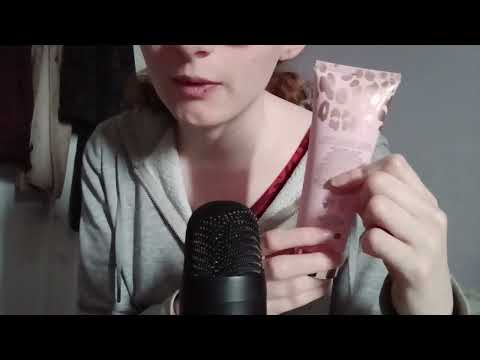ASMR - Tapping & Tracing Letters & Objects