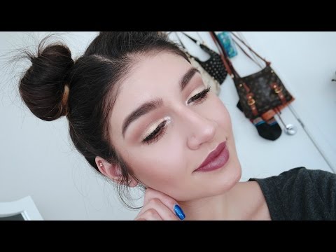 ASMR Doing My Makeup  ♡