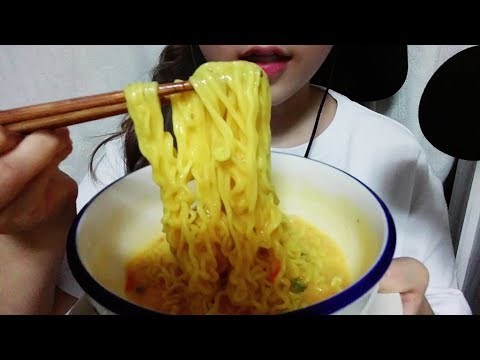 ASMR Cheese Ramen 리얼치즈라면 이팅사운드 노토킹 면 먹방 Noodles No Talking Eating sounds mukbang