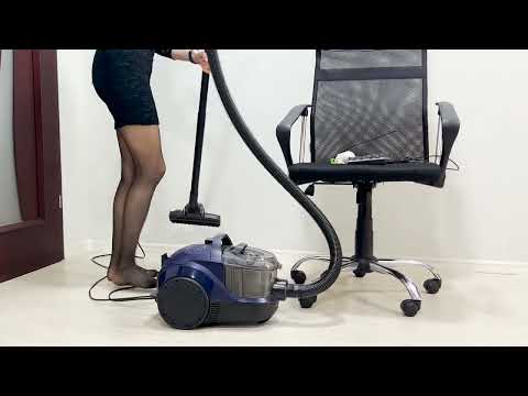 Clean the keyboard and look for treasures. How to vacuum small parts. Life hack. Clean with me