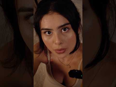 ASMR roleplay tu vecina se fija en ti 🫣💋 #vicoasmr #asmr #asmrroleplay