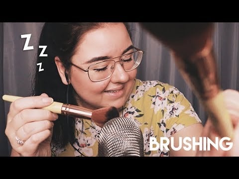 ASMR 1 Video 1 Trigger: BRUSHING - (mic & face tingles) + Tävling!