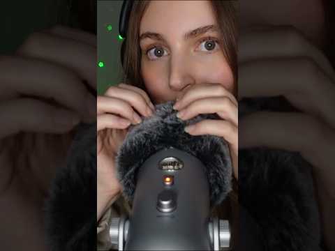 Tickle Tickle #mouthsounds #mouthwhisper  #asmr #visualtingle
