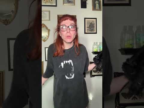 Corset incoming … #redhead #transition #corset