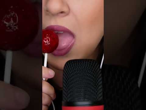Lollipop ASMR 👅 #mouthsounds #asmr #satisfying #asmrsounds #shorts #asmrdulces #asmrcandy #lips