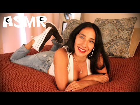 ASMR Girlfriend Needs To Chat