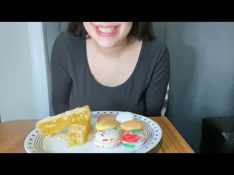RAW HONEYCOMB AND MACARONS ASMR *STICKY AND SOFT EATING SOUNDS*