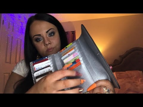 ASMR what’s in my bag (whispering & fast tapping)