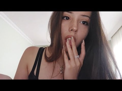 asmr spit painting - wet mouth sounds ^^