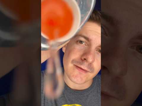 Glue on your face #asmr #asmrshorts #asmrvideos #visualasmr #raeasmr #relax #relaxing #glue #visuals