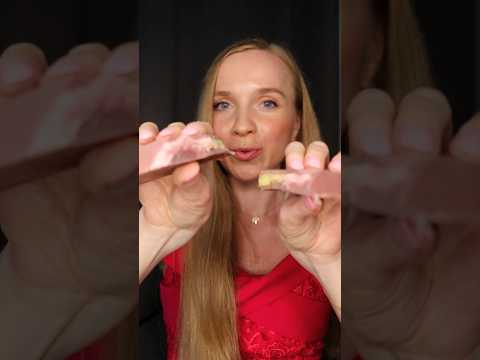ASMR Kokeillaan Angle Curls Style Suklaata 🍫 #shortsasmr #asmr #asmrchocolate #asmrvideo #rentoolo