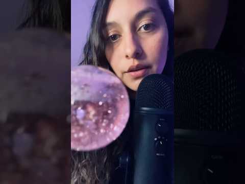 Toco tu bonita carita 😊 #asmr #relax #susurros #asmrcommunity #susurrando #mouthsounds