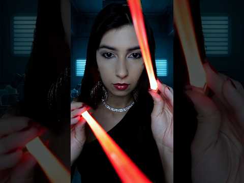 ASMR Examinando você, alien 👽