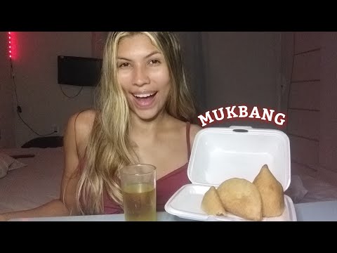 ASMR COMENDO SALGADOS (MUKBANG)