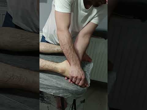 RELAXING REFLEXOLOGY MASSAGE THERAPY FOR THE FEET #satisfying #relaxing #asmr #shorts