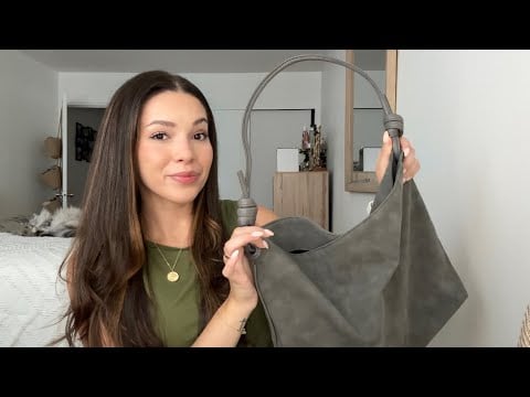 ASMR What’s In My Bag *fall edition*