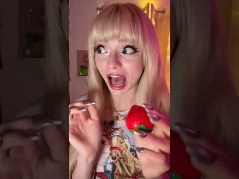 ASMR influencer #asmr