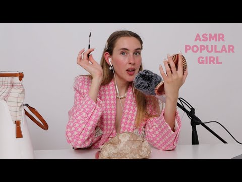 [ASMR POV] TE SIENTAS DELANTE DE LA CHICA POPULAR DE CLASE (Susurros & Mouth Sounds)