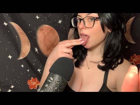 ASMR - Spit Painting 💦🖼️