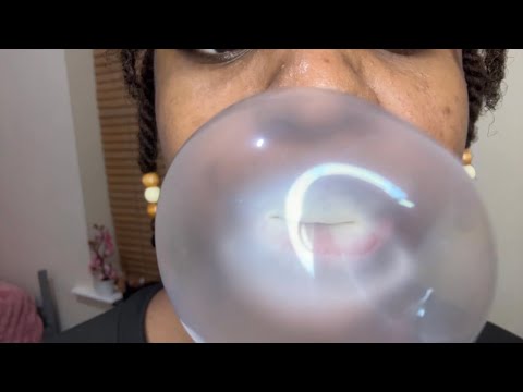 ASMR Gum Chewing, Snapping, Cracking and Bubbles 🫧