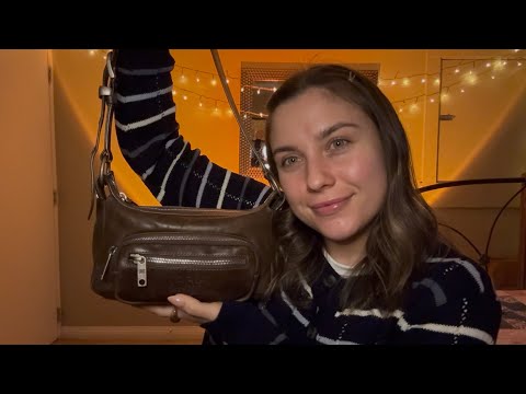 ASMR | What’s in my bag!! 👜
