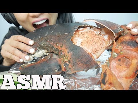 ASMR GIANT CLAW from a 15lb LOBSTER (EATING SOUNDS) NO TALKING | SAS-ASMR