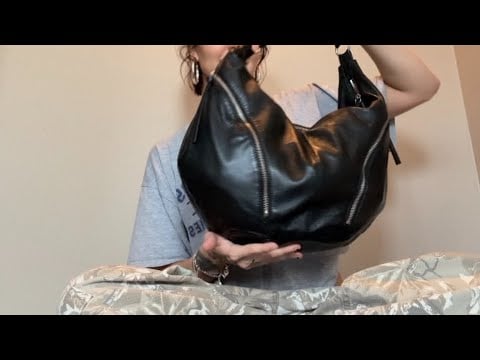 what’s in my bag (my essentials)