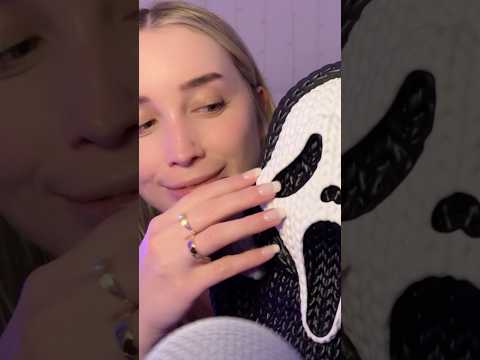 New fave scratching trigger #asmr #asmrsounds #halloweenasmr