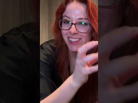 Love soothing glass tapping 🥛 #gentletriggers #asmrtingles #redhead #tapping