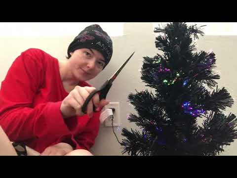 ASMR trimming my Xmas tree! (& some cord cutting)