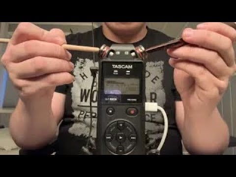 [ASMR] Mic Brushing and Scratching on Tascam
