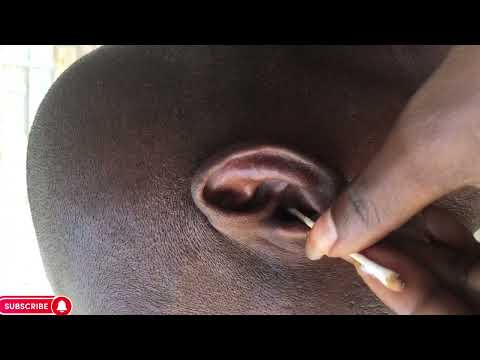 Asmr ~ Ear cleaning and massage. #satisfying #asmr