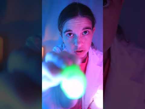 RP ASMR - Médecin des yeux