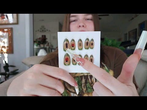 Fast Nail Tapping and Rubbing (on different Nails) ASMR 💖