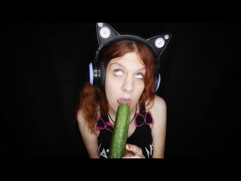 ASMR | Licking A Big Cucumber And Put In The Mouth (No Talking) | Eating Sounds