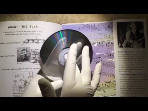 🌌 LATEX GLOVES  reading in DUTCH  with layering👏 [[ASMR]]