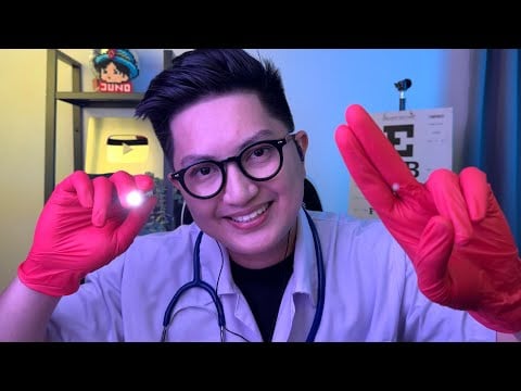 ASMR ROLEPLAY DOCTOR👨🏻‍⚕️ | Check Your Eyes (Focus)